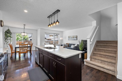 27 Hudson Cove, Spruce Grove, AB 