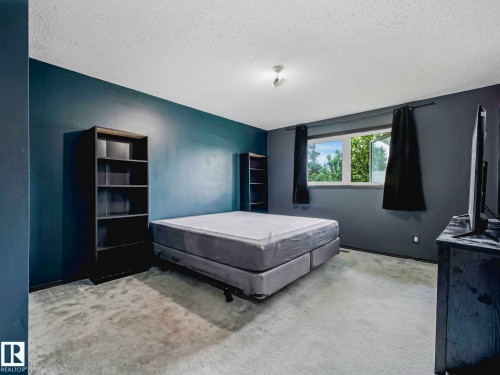 16215 114 Street, Edmonton, AB 