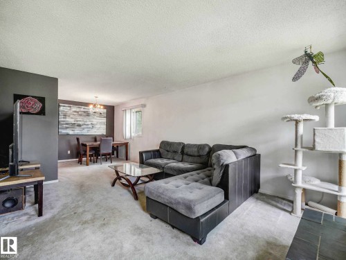 16215 114 Street, Edmonton, AB 