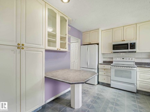 16215 114 Street, Edmonton, AB 