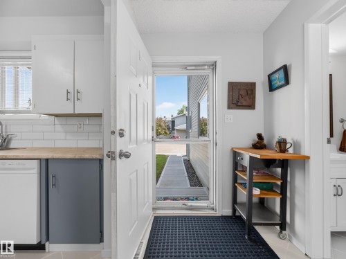 17 15710 Beaumaris Road, Edmonton, AB 