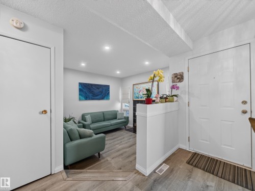 17 15710 Beaumaris Road, Edmonton, AB 