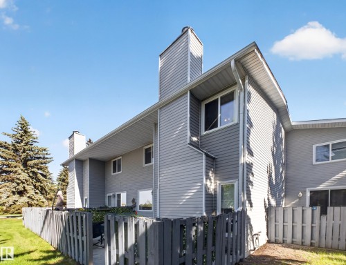 17 15710 Beaumaris Road, Edmonton, AB 