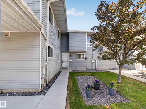 17 15710 Beaumaris Road, Edmonton, AB 
