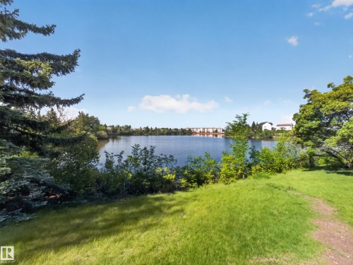 17 15710 Beaumaris Road, Edmonton, AB 