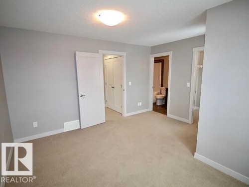 29 Santana, Fort Saskatchewan, AB 