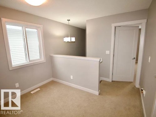29 Santana, Fort Saskatchewan, AB 