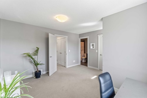 29 Santana Crescent, Fort Saskatchewan, AB 