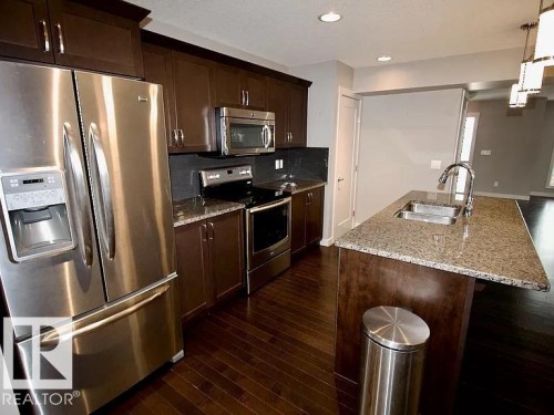 29 Santana, Fort Saskatchewan, AB 