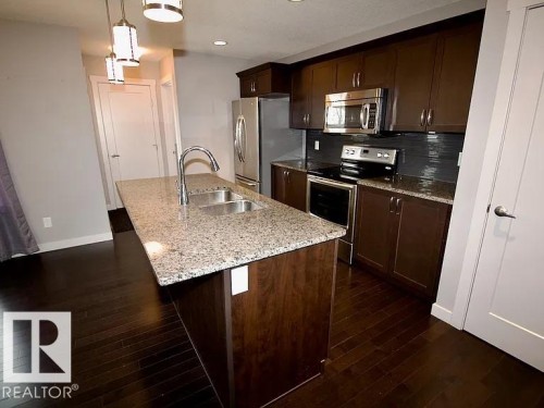 29 Santana, Fort Saskatchewan, AB 
