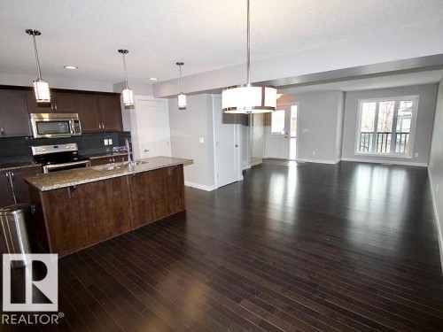 29 Santana, Fort Saskatchewan, AB 