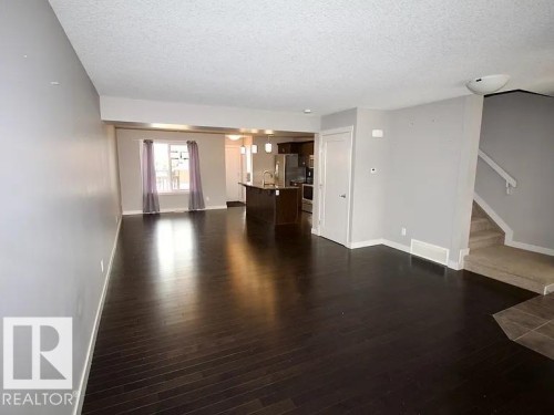29 Santana, Fort Saskatchewan, AB 