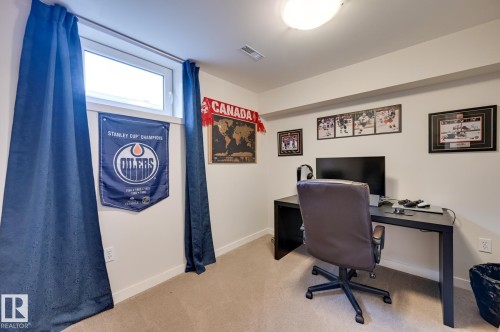 7527 78 Avenue, Edmonton, AB - Indoor Photo Showing Office
