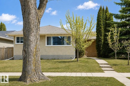 7527 78 Avenue, Edmonton, AB - Outdoor