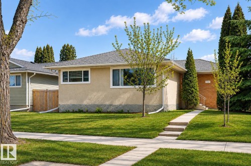 7527 78 Avenue, Edmonton, AB - Outdoor
