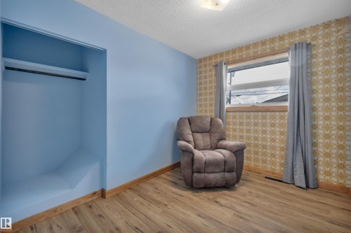 13327 73 Street, Edmonton, AB 