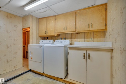13327 73 Street, Edmonton, AB 