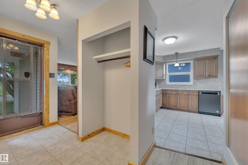 13327 73 Street, Edmonton, AB 