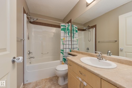 9456 Stein Way, Edmonton, AB 