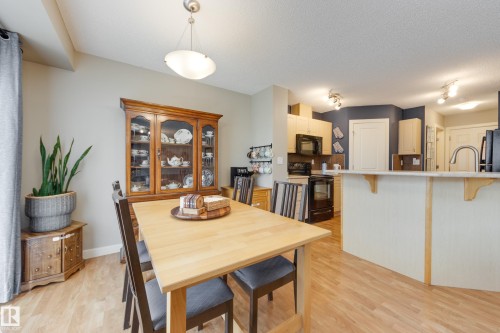 9456 Stein Way, Edmonton, AB 