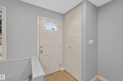 Entrance foyer - 