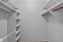 Walk in closet - 