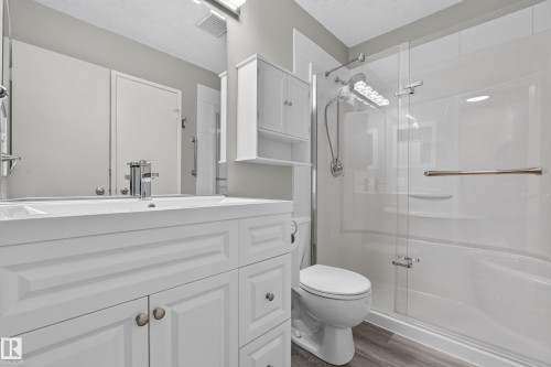 Bathroom - 178 Tudor Lane, Edmonton, AB 