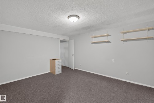 Empty room - 178 Tudor Lane, Edmonton, AB 