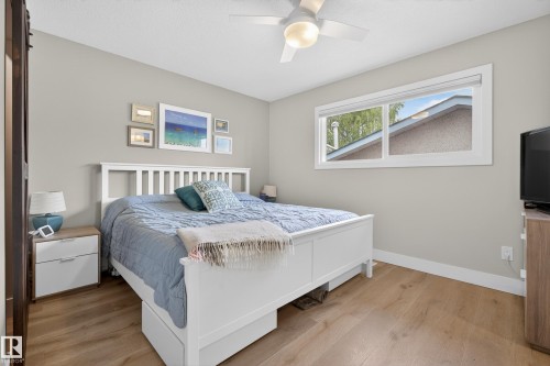 4336 116 Street, Edmonton, AB - Indoor Photo Showing Bedroom