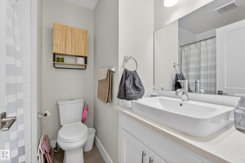 4336 116 Street, Edmonton, AB - Indoor Photo Showing Bathroom