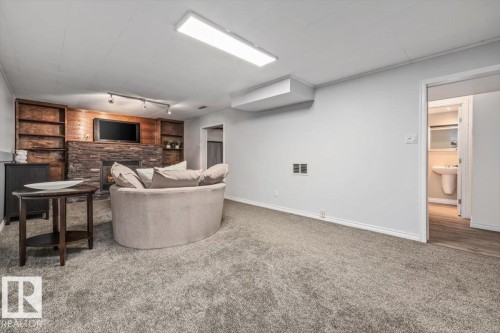 16165 110B Avenue, Edmonton, AB 