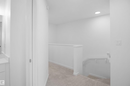 33 1430 Aster Way, Edmonton, AB 