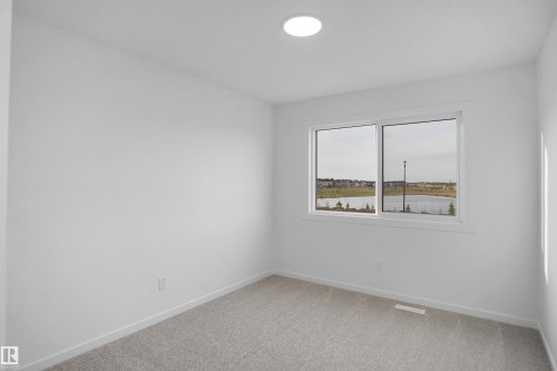 33 1430 Aster Way, Edmonton, AB 