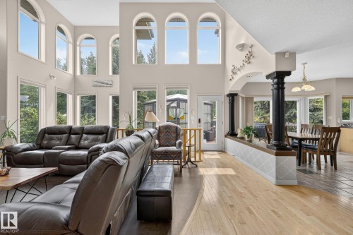 229 Wilson Lane, Edmonton, AB 