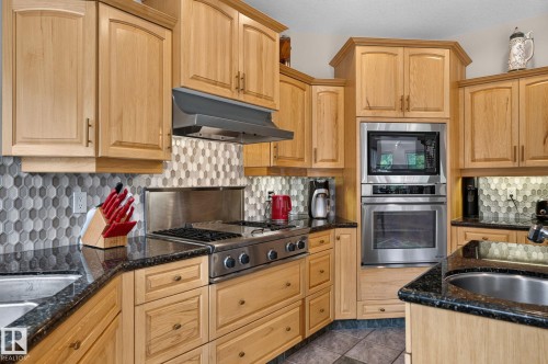 229 Wilson Lane, Edmonton, AB 