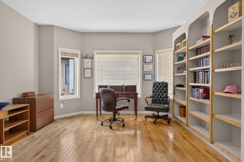 229 Wilson Lane, Edmonton, AB 