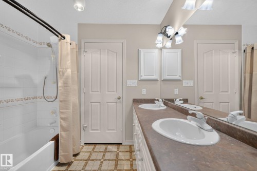 229 Wilson Lane, Edmonton, AB 