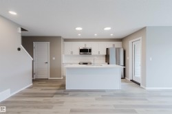 20418 15A Avenue Edmonton, AB T6M 2P7