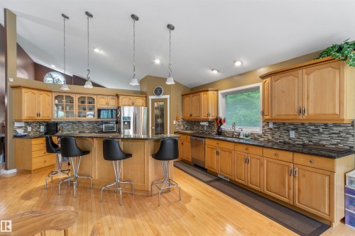 #302 49006 Range Road 73, Rural Brazeau County, AB - Indoor Photo Showing Kitchen With Upgraded Kitchen