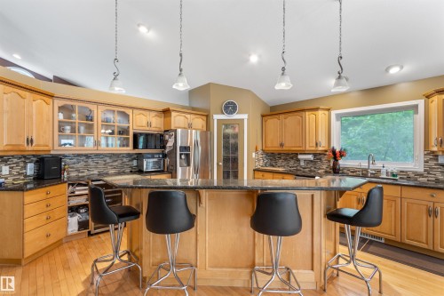 #302 49006 Range Road 73, Rural Brazeau County, AB - Indoor Photo Showing Kitchen With Stainless Steel Kitchen With Upgraded Kitchen