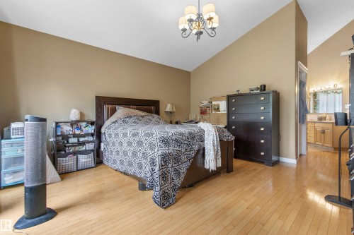 #302 49006 Range Road 73, Rural Brazeau County, AB - Indoor Photo Showing Bedroom