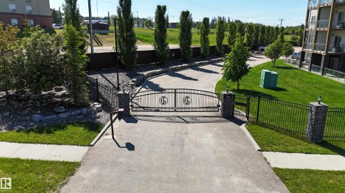 202 5201 Brougham Drive, Drayton Valley, AB 
