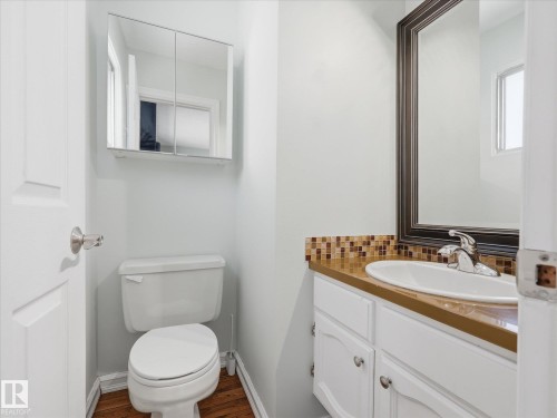 3 Fairfax Crescent, St. Albert, AB - Indoor Photo Showing Bathroom