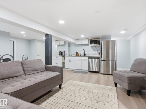 3 Fairfax Crescent, St. Albert, AB - Indoor