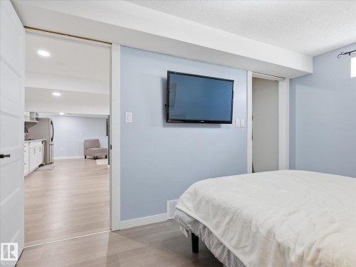 3 Fairfax Crescent, St. Albert, AB - Indoor Photo Showing Bedroom