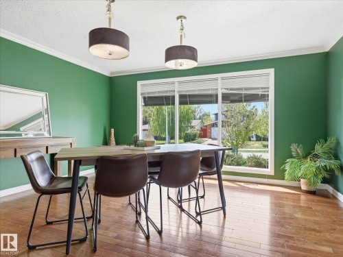 3 Fairfax Crescent, St. Albert, AB - Indoor Photo Showing Dining Room