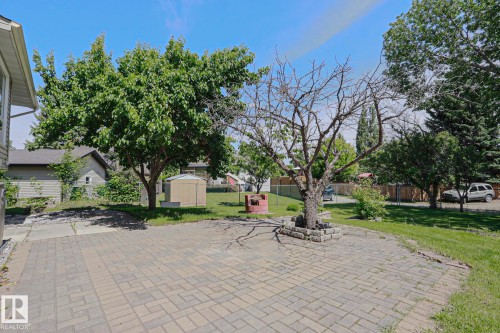 4 Goebel Close, Spruce Grove, AB 