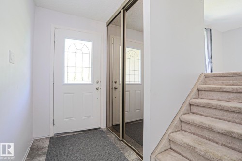 4 Goebel Close, Spruce Grove, AB 