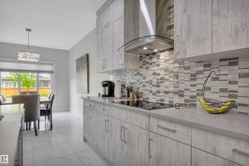 5426 66 Street, Beaumont, AB - Indoor Photo Showing Kitchen With Upgraded Kitchen
