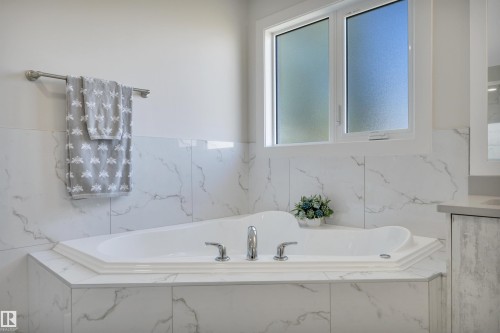 5426 66 Street, Beaumont, AB - Indoor Photo Showing Bathroom